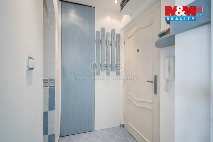 Pronájem bytu 1+kk, Kladno - Kročehlavy, Vodárenská, 33 m2