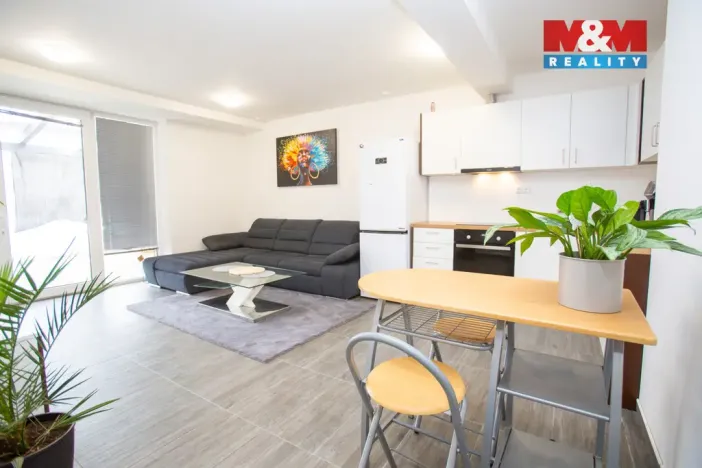 Prodej bytu 2+kk, Dešná, 52 m2