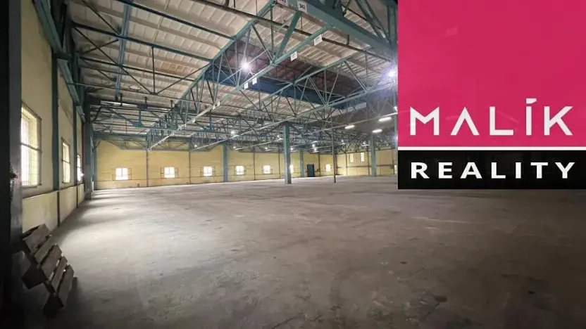 Pronájem skladu, Aš, 8243 m2