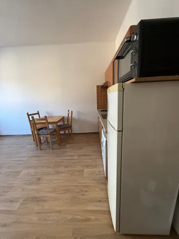 Pronájem bytu 1+kk, Praha - Braník, Ke Krči, 30 m2