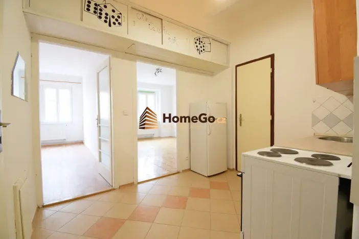 Pronájem bytu 2+1, Praha - Nusle, U gymnázia, 60 m2