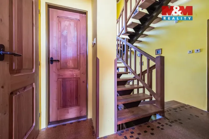 Prodej rodinného domu, Kvášňovice, 214 m2