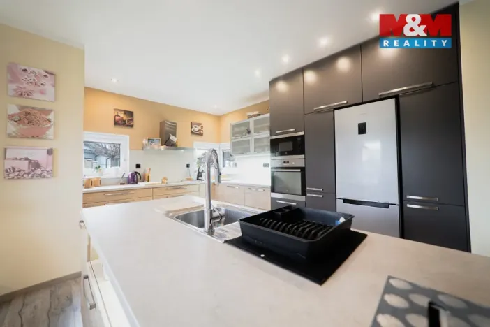 Prodej rodinného domu, Břeclav, Kobzíkova, 144 m2