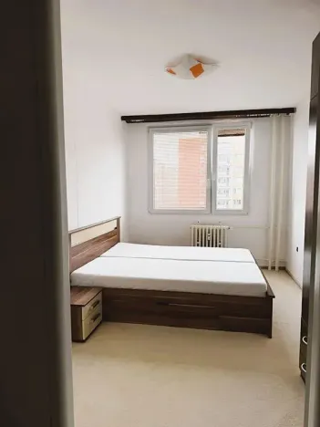 Pronájem bytu 2+kk, Praha - Kobylisy, Frýdlantská, 43 m2