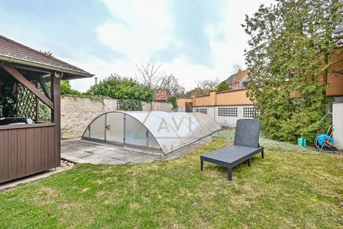 Prodej rodinného domu, Hřebeč, nám. Draha, 150 m2