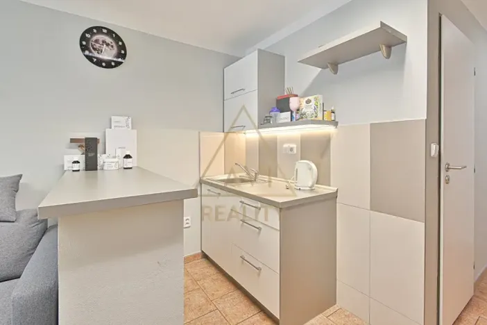 Prodej rodinného domu, Hřebeč, nám. Draha, 150 m2