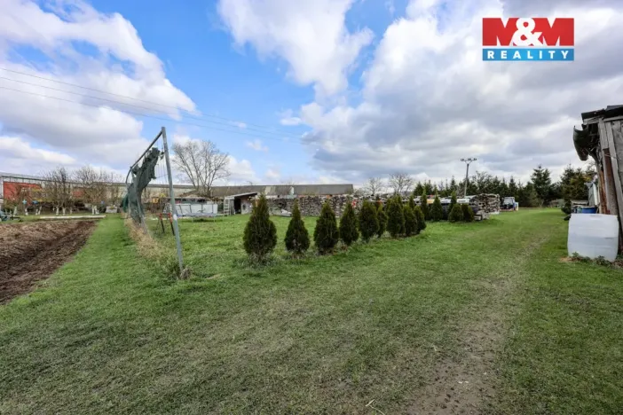 Prodej pozemku pro bydlení, Lužice, 372 m2