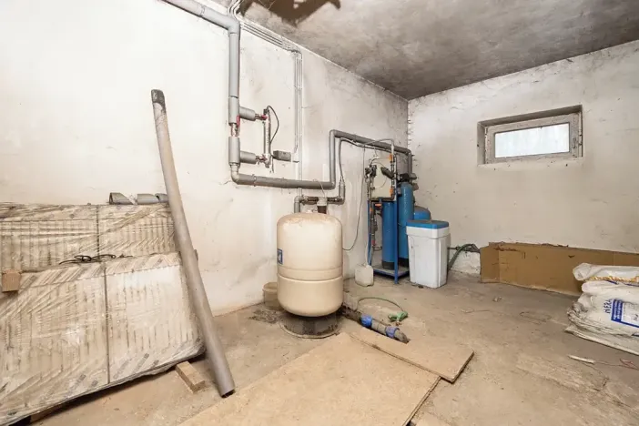 Prodej výrobních prostor, Žarošice, 2250 m2