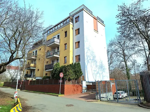 Pronájem bytu 3+kk, Praha - Vysočany, Za Lidovým domem, 58 m2