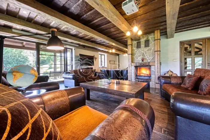 Prodej rodinného domu, Vrchlabí, 429 m2