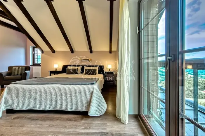 Prodej rodinného domu, Vrchlabí, 429 m2