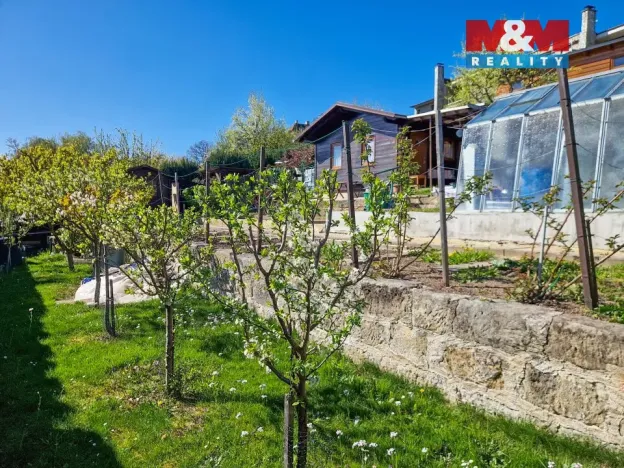 Prodej zahrady, Nový Bor, Hřebenka, 332 m2