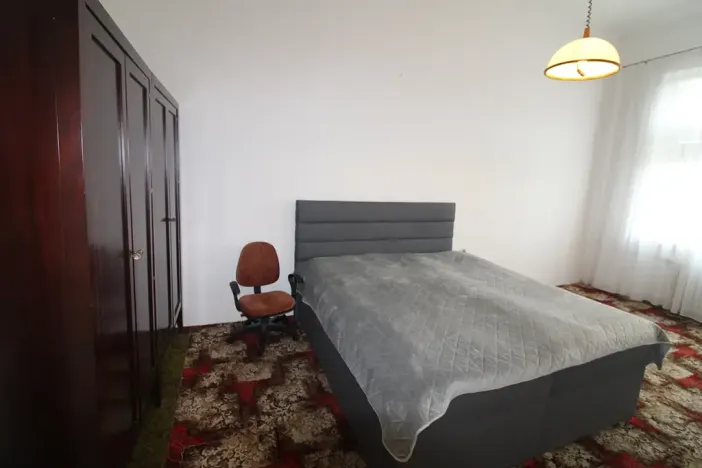 Prodej bytu 3+1, Karlovy Vary, nábřeží Jana Palacha, 77 m2