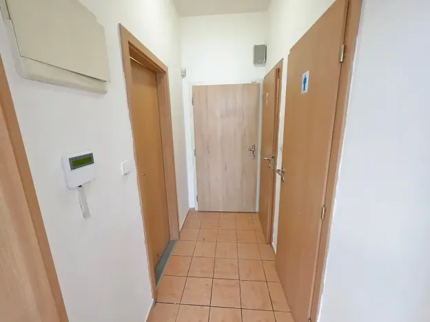 Pronájem obchodního prostoru, Praha - Smíchov, Na Zatlance, 78 m2