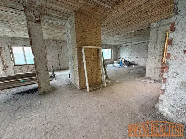 Prodej komerční nemovitosti, Uherský Brod, Komenského, 564 m2