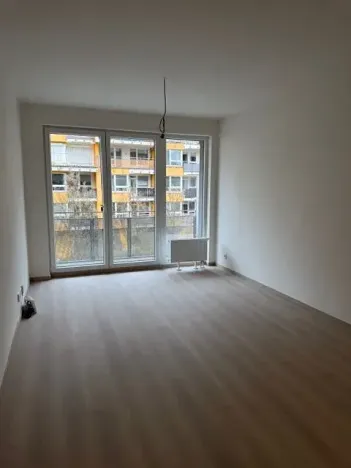 Pronájem bytu 2+kk, Praha - Vysočany, Gerstelova, 53 m2