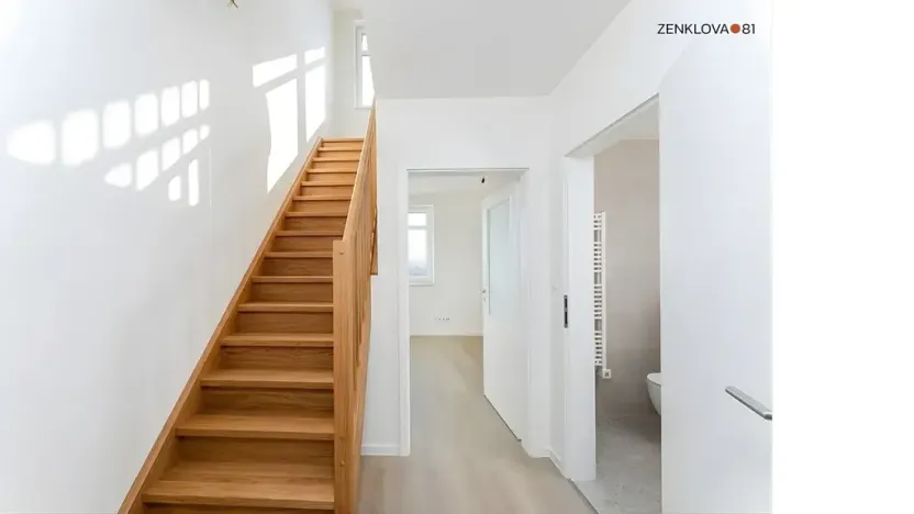 Prodej bytu 2+kk, Praha - Libeň, Zenklova, 48 m2
