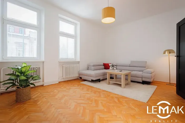 Pronájem bytu 2+1, Olomouc, Mozartova, 59 m2