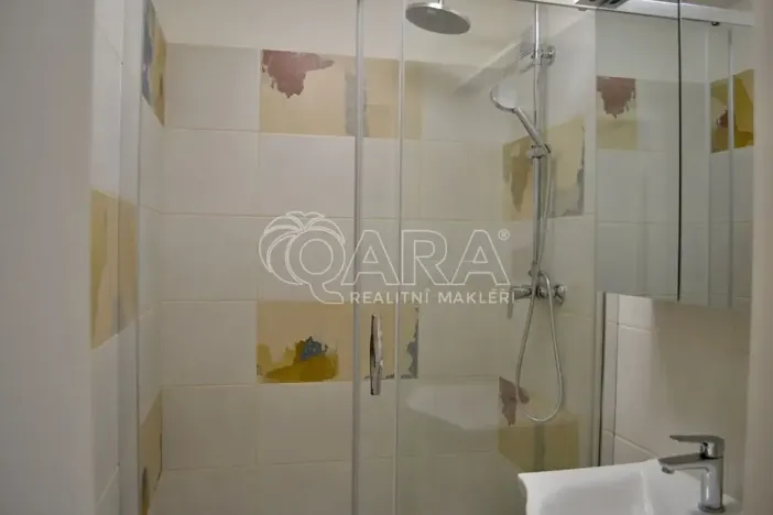 Pronájem bytu 1+1, Praha - Hloubětín, Kukelská, 43 m2