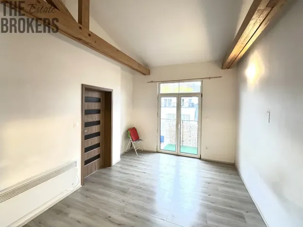 Pronájem bytu 2+kk, Praha - Košíře, Plzeňská, 36 m2