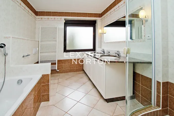 Pronájem rodinného domu, Horoměřice, Do Oříšků, 240 m2