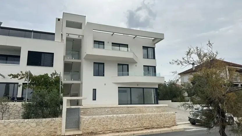 Prodej vily, Zadar, Chorvatsko, Krešimirova obala, 242 m2
