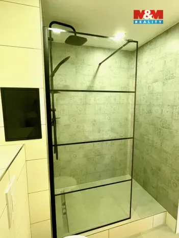 Pronájem bytu 2+kk, Neratovice, 28. října, 40 m2