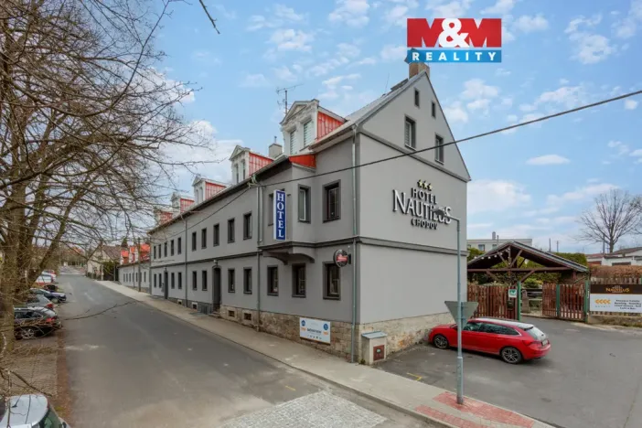 Prodej ubytování, Chodov, Poděbradova, 2700 m2