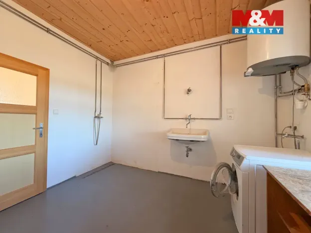 Prodej rodinného domu, Chlum u Třeboně - Mirochov, 178 m2