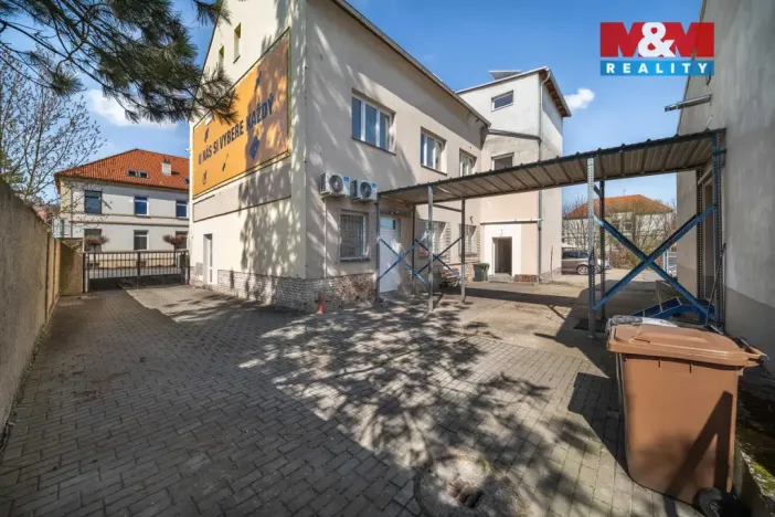 Pronájem obchodního prostoru, Králův Dvůr, Plzeňská, 367 m2