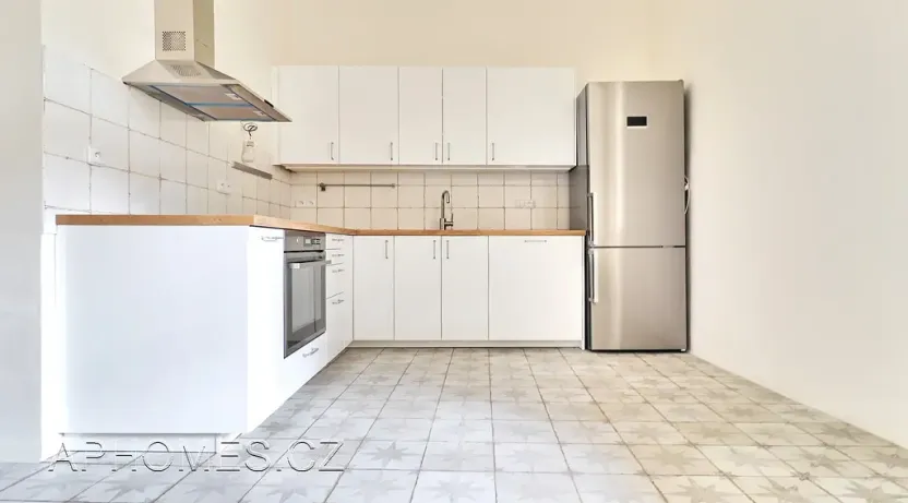 Pronájem bytu 3+1, Praha - Nové Město, Na hrádku, 105 m2