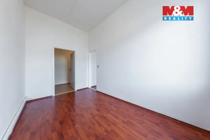 Prodej bytu 4+1, Kraslice, Čs. armády, 136 m2