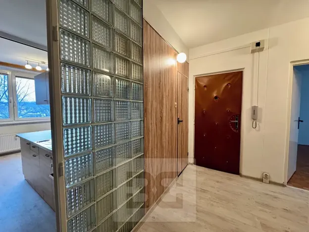 Pronájem bytu 2+1, Zlín, L. Váchy, 54 m2