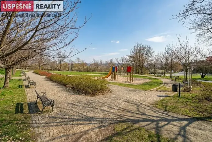 Prodej bytu 3+1, Praha - Dejvice, Na Hanspaulce, 93 m2