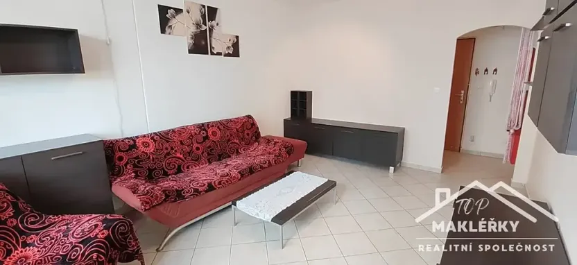 Prodej bytu 2+1, Přelouč, náměstí 17. listopadu, 64 m2