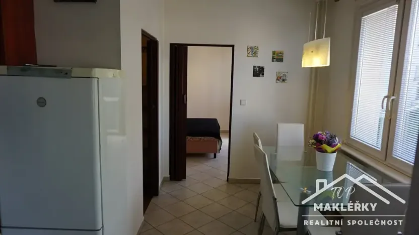 Prodej bytu 2+1, Přelouč, náměstí 17. listopadu, 64 m2