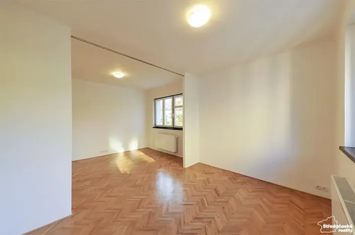 Pronájem bytu 2+kk, Praha - Karlín, Pernerova, 44 m2