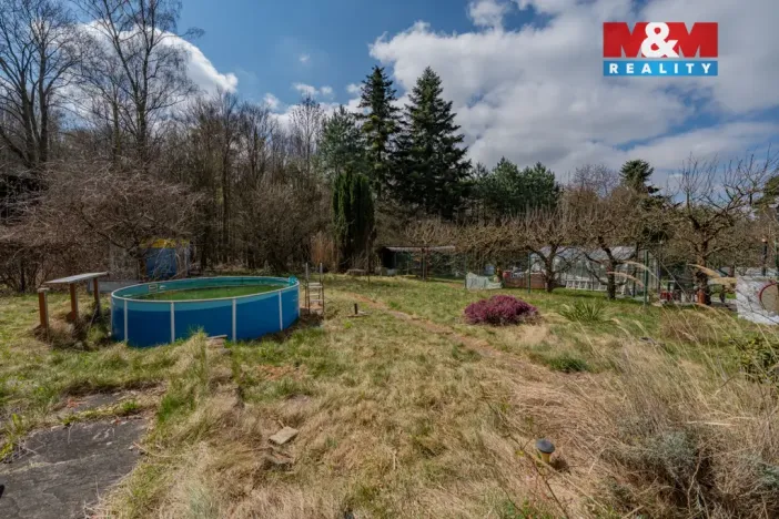 Prodej zahrady, Valašské Meziříčí - Bynina, 400 m2