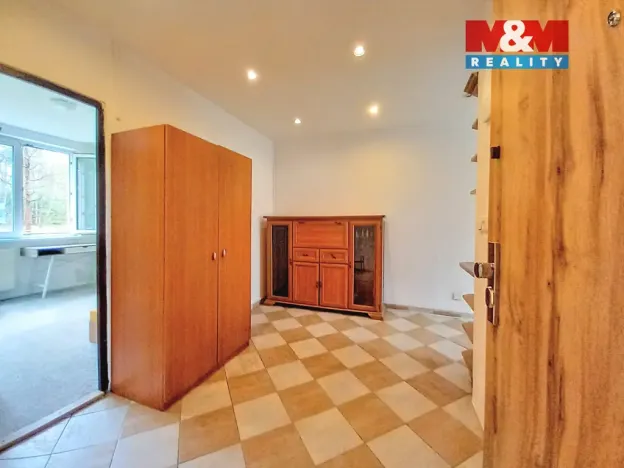 Prodej bytu 2+1, Bukovany, 48 m2