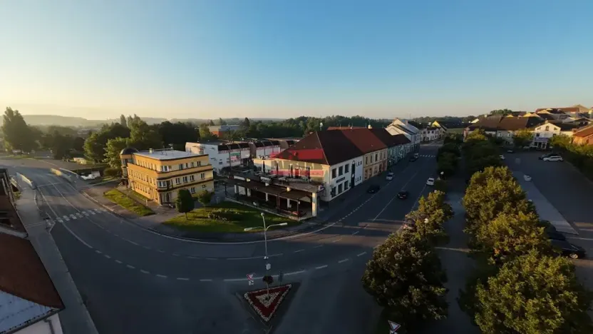 Prodej komerční nemovitosti, Veselí nad Lužnicí, náměstí T. G. Masaryka, 1037 m2