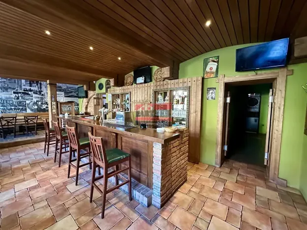 Prodej komerční nemovitosti, Veselí nad Lužnicí, náměstí T. G. Masaryka, 1037 m2