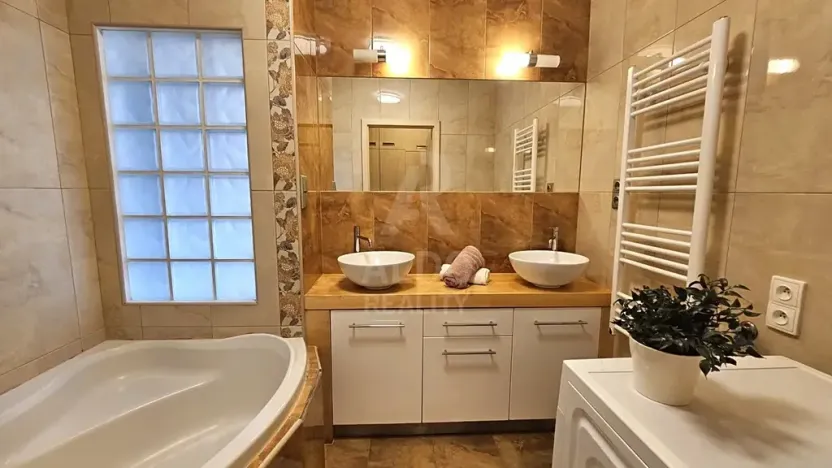 Prodej bytu 3+1, České Budějovice, Průběžná, 90 m2