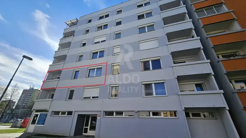 Prodej bytu 3+1, České Budějovice, Průběžná, 90 m2