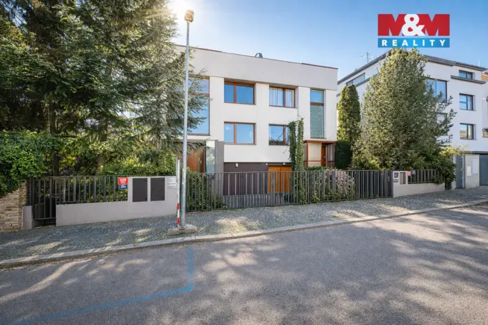 Prodej rodinného domu, Praha, U páté baterie, 167 m2