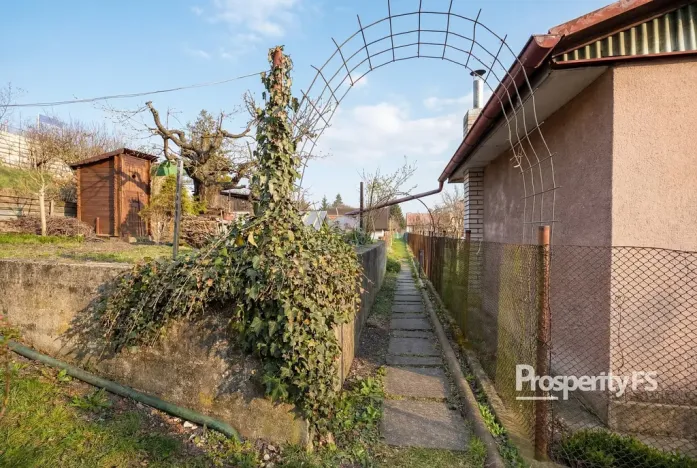 Prodej chaty, Kladno, 16 m2