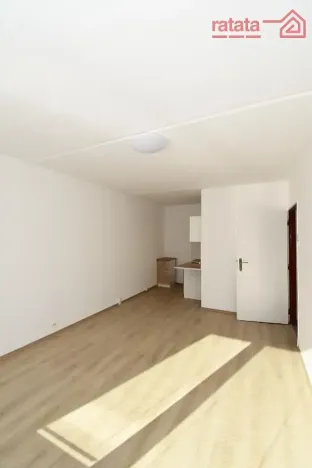 Pronájem bytu 2+kk, Most, Komořanská, 40 m2