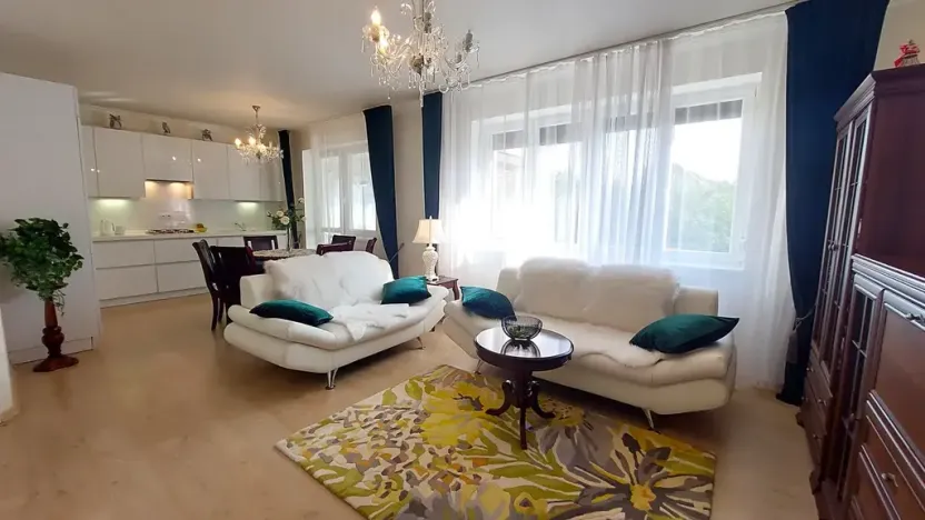 Prodej rodinného domu, Svárov, Ptická, 326 m2