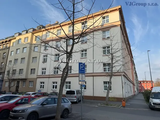 Prodej bytu 2+1, Praha - Libeň, V mezihoří, 69 m2