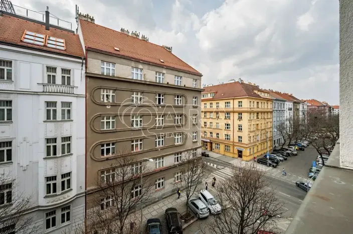 Prodej bytu 3+kk, Praha - Vinohrady, Laubova, 76 m2