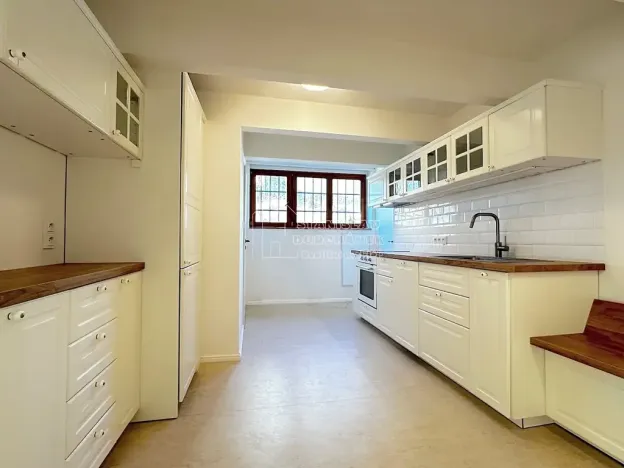 Pronájem bytu 1+1, Praha - Střešovice, Farní, 40 m2